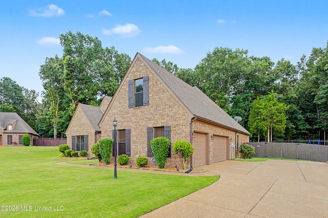 7459 Featherston Cove, Olive Branch, MS 38654