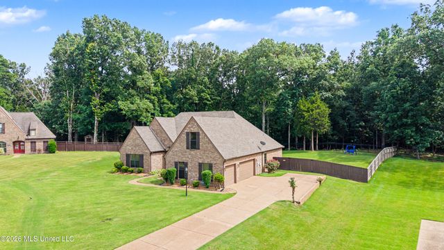 7459 Featherston Cove, Olive Branch, MS 38654