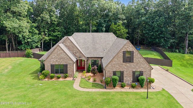 7459 Featherston Cove, Olive Branch, MS 38654