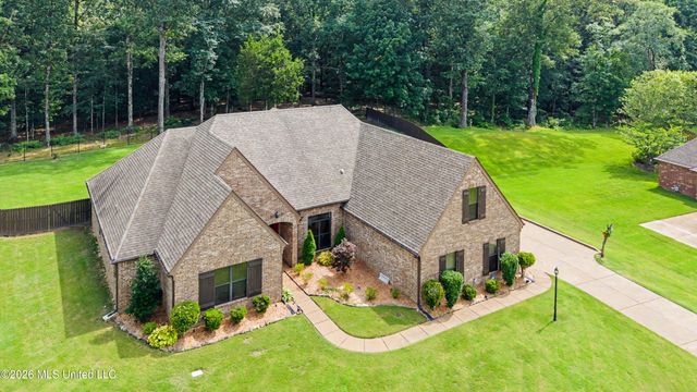7459 Featherston Cove, Olive Branch, MS 38654