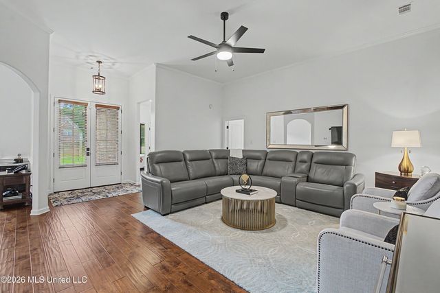 7459 Featherston Cove, Olive Branch, MS 38654