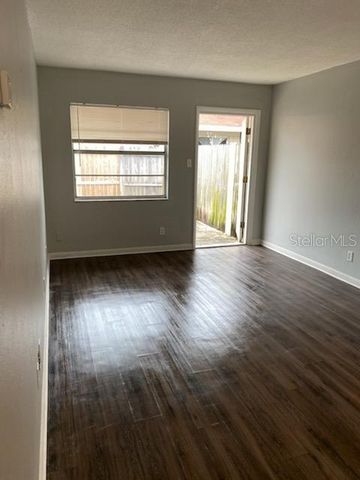 646 88TH AVENUE N 6, St Petersburg, FL 33702