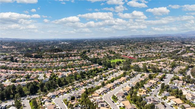 26665 Baronet, Mission Viejo, CA 92692