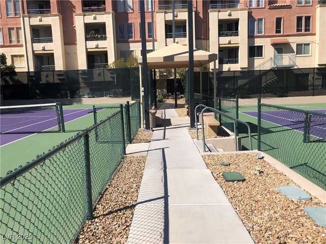 220 East Flamingo Road 227, Las Vegas, NV 89169