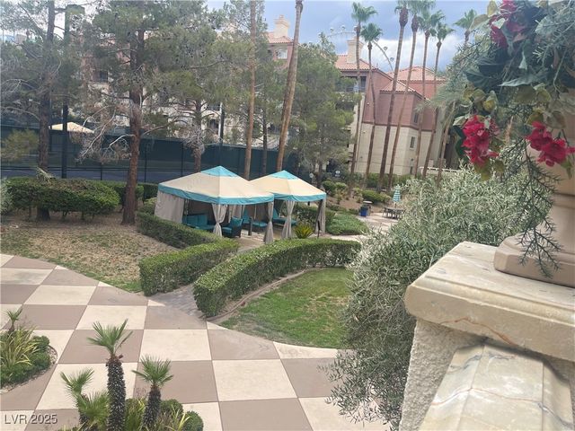 220 East Flamingo Road 227, Las Vegas, NV 89169