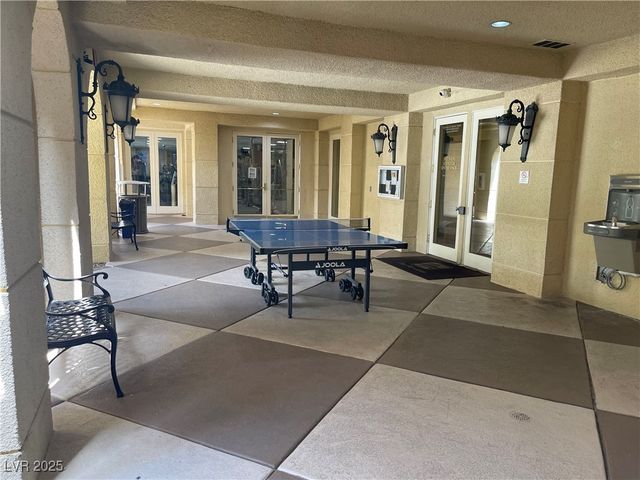 220 East Flamingo Road 227, Las Vegas, NV 89169