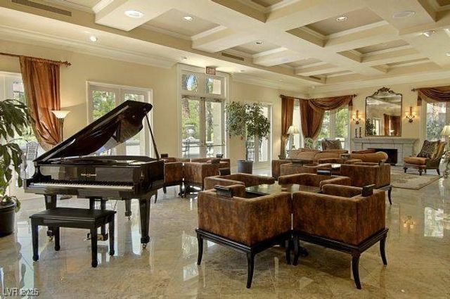 220 East Flamingo Road 227, Las Vegas, NV 89169