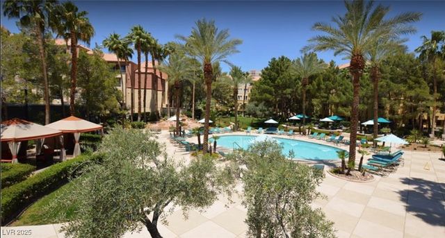 220 East Flamingo Road 227, Las Vegas, NV 89169