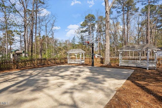 105 E Seve Court, Morrisville, NC 27560