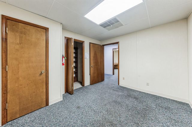 1611 Old Granger RD C, Taylor, TX 76574