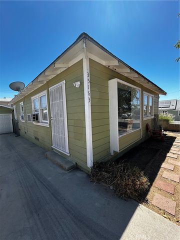 35163 Acacia Avenue, Yucaipa, CA 92399