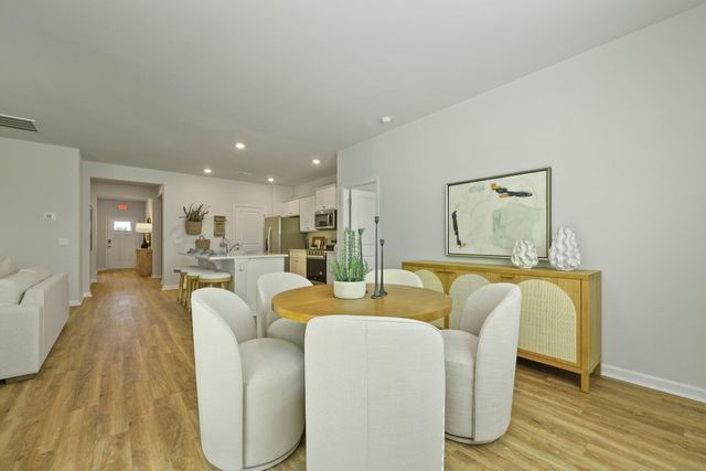 3988 Aberfeldy Lane, Ravenel, SC 29470