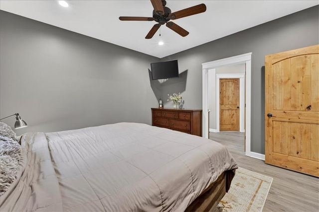 12301 E 78th Street, Kansas City, MO 64138