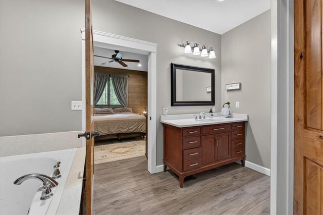 12301 E 78th Street, Kansas City, MO 64138