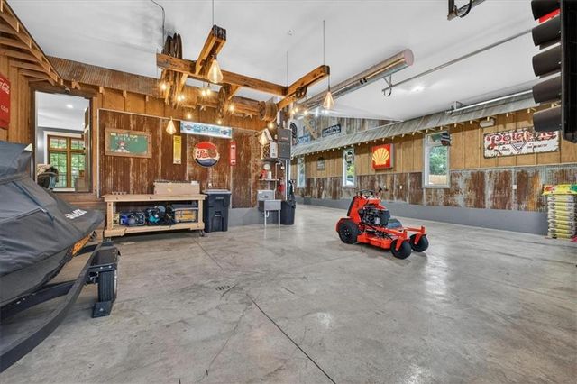 12301 E 78th Street, Kansas City, MO 64138