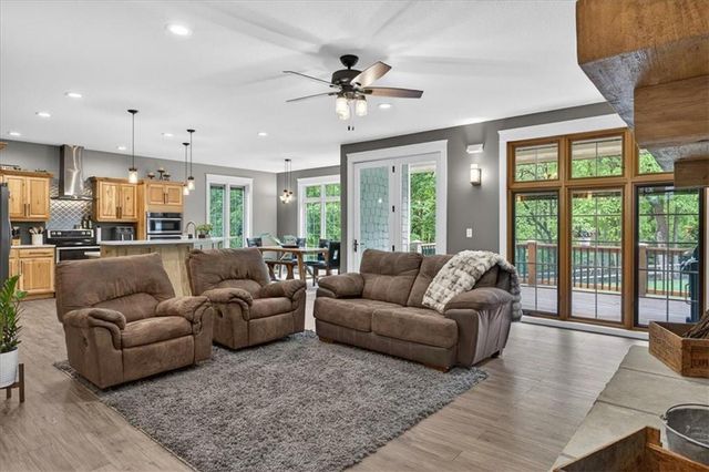 12301 E 78th Street, Kansas City, MO 64138