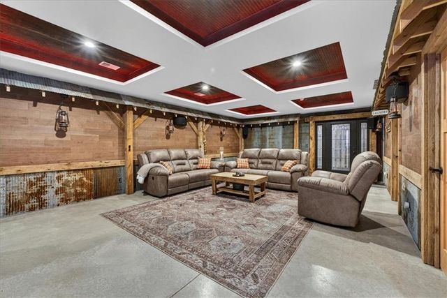 12301 E 78th Street, Kansas City, MO 64138
