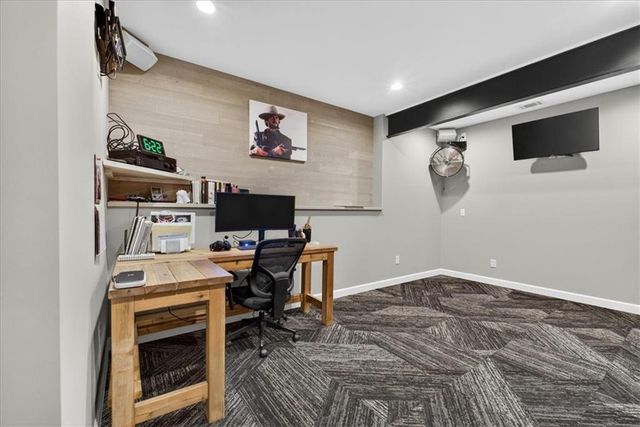 12301 E 78th Street, Kansas City, MO 64138