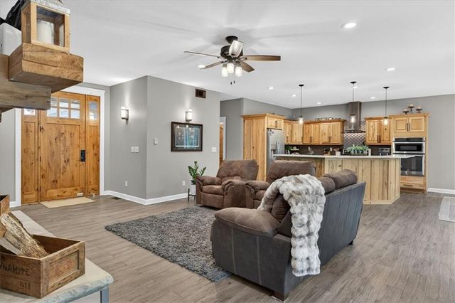 12301 E 78th Street, Kansas City, MO 64138