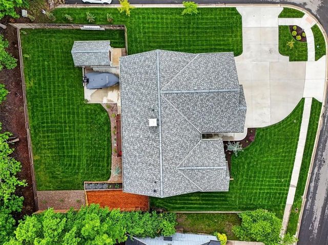 12301 E 78th Street, Kansas City, MO 64138