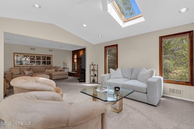 5 Winthrop Drive, Holmdel, NJ 07733