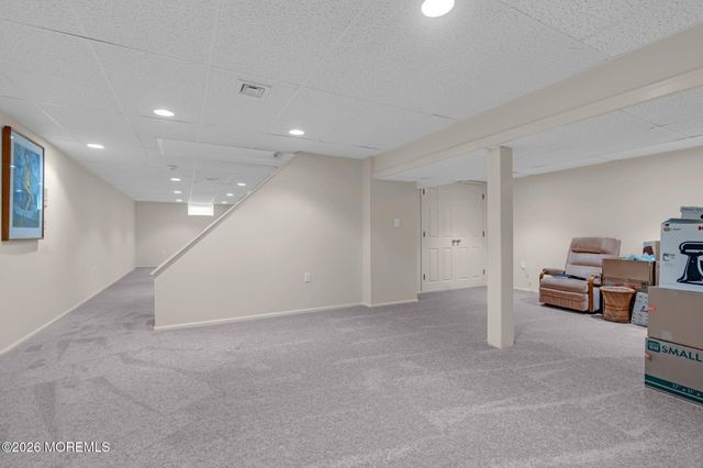 5 Winthrop Drive, Holmdel, NJ 07733