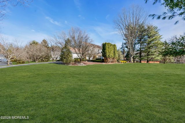 5 Winthrop Drive, Holmdel, NJ 07733