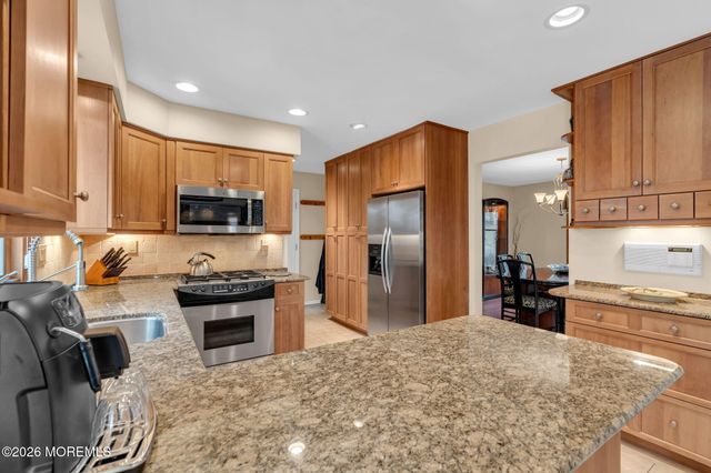 5 Winthrop Drive, Holmdel, NJ 07733