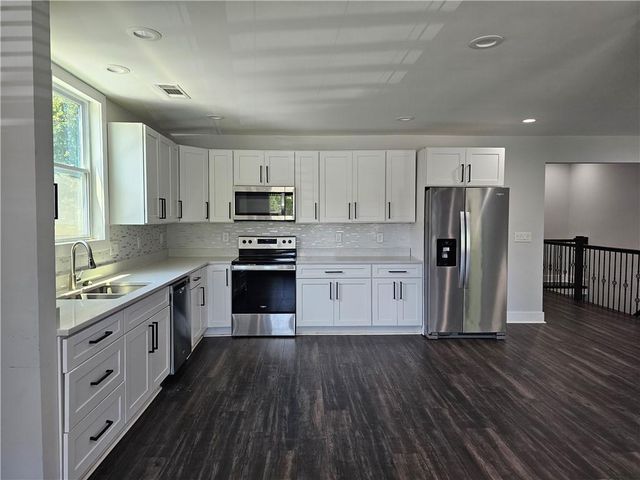 430 Chappell Road NW, Atlanta, GA 30318