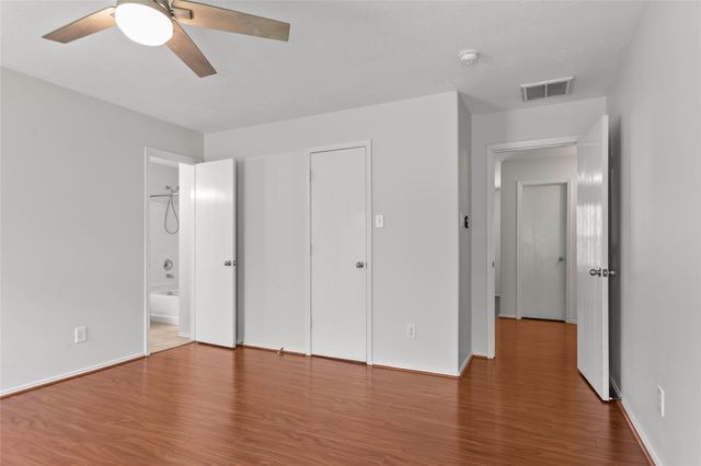 6 Thicket Grove Place, The Woodlands, TX 77385