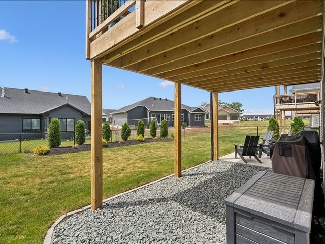 1227 Berkshire Lane, North Liberty, IA 52317