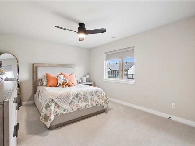 1227 Berkshire Lane, North Liberty, IA 52317