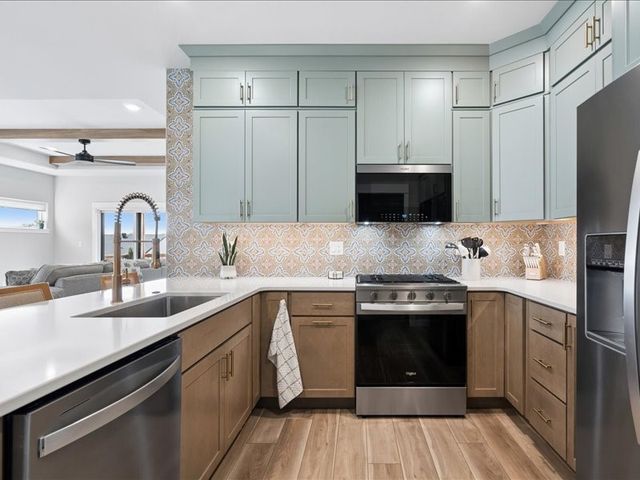 1227 Berkshire Lane, North Liberty, IA 52317