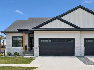1227 Berkshire Lane, North Liberty, IA 52317