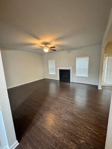 359 Holbrook Drive, Dallas, GA 30132