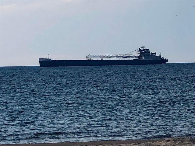 15 Lakeshore Drive, Manistee, MI 49660