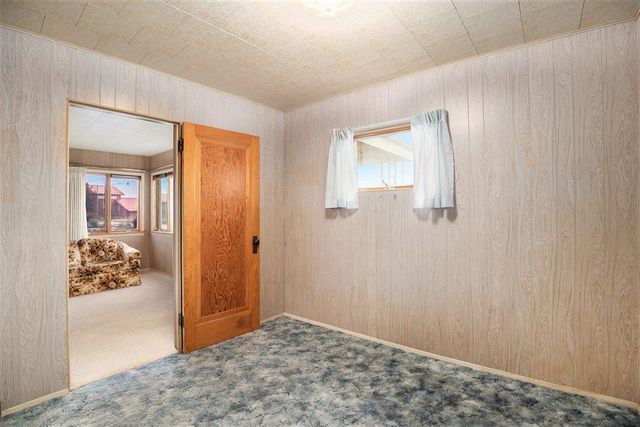 15 Lakeshore Drive, Manistee, MI 49660