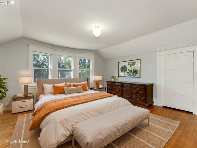 2012 Ne 27TH Ave, Portland, OR 97212