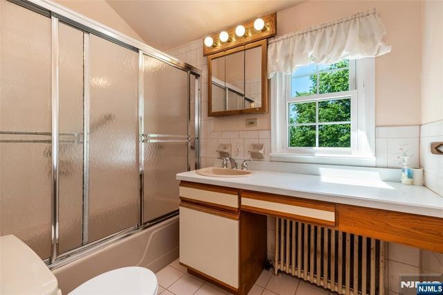 234 Ridgefield Avenue, Bogota, NJ 07603
