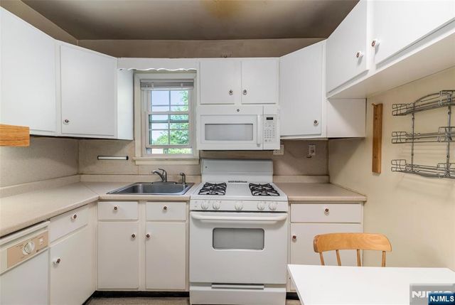 234 Ridgefield Avenue, Bogota, NJ 07603