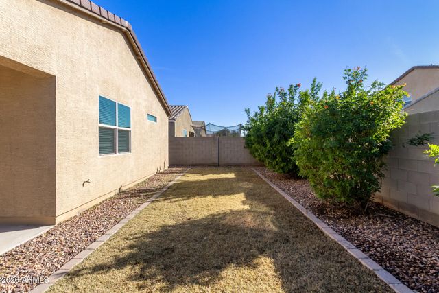 361 W NIKITA Drive, San Tan Valley, AZ 85140