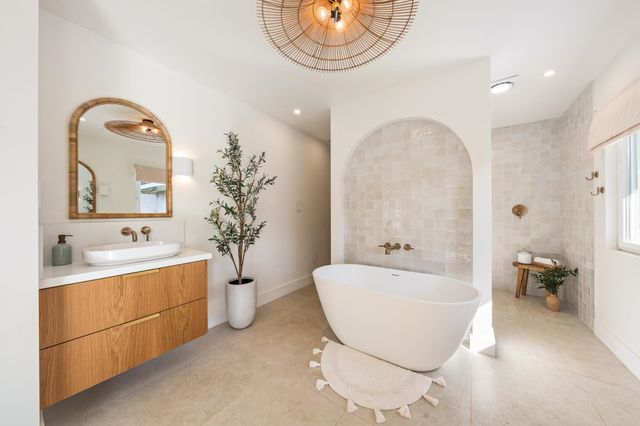 2040 Kanakanui Rd, Kihei, HI 96753