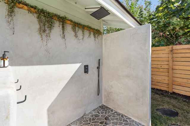 2040 Kanakanui Rd, Kihei, HI 96753