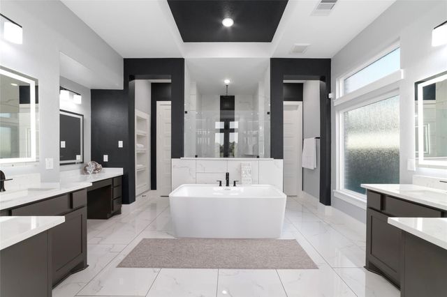 13702 Martingale Pointe Drive, Cypress, TX 77433
