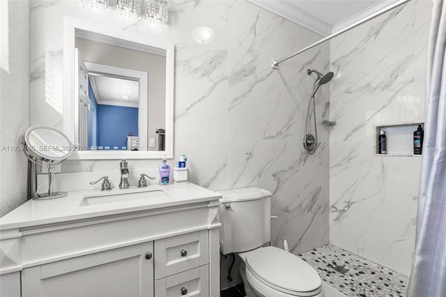 9390 SW 190th St, Cutler Bay, FL 33157