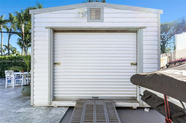 9390 SW 190th St, Cutler Bay, FL 33157