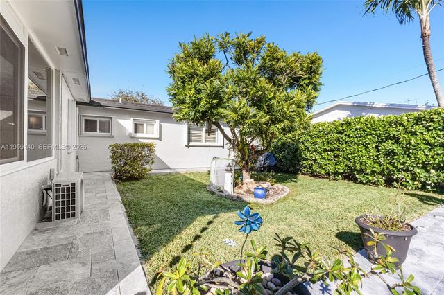 9390 SW 190th St, Cutler Bay, FL 33157