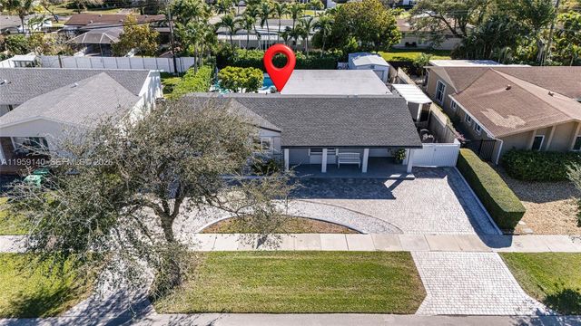 9390 SW 190th St, Cutler Bay, FL 33157