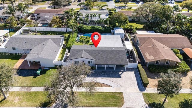 9390 SW 190th St, Cutler Bay, FL 33157