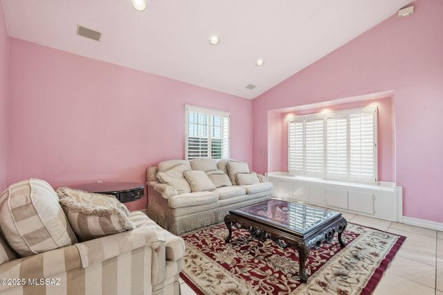 2735 N Silver Reef Drive, Nogales, AZ 85621